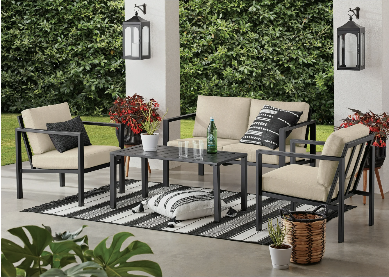 patio set